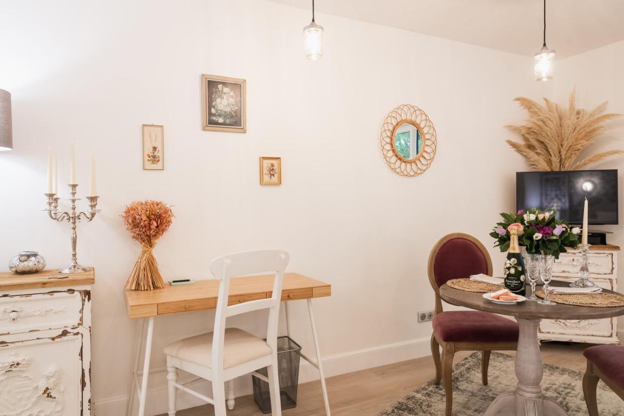 The French Boudoir Leilighet Épernay Eksteriør bilde